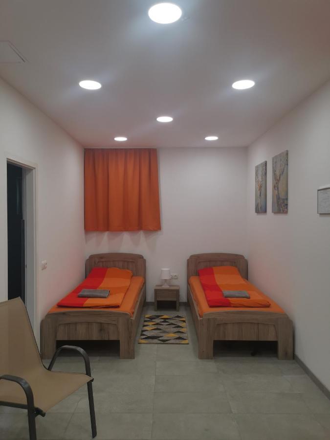 Apartmán Podlovics Tanya Panzió Kemecse Exteriér fotografie