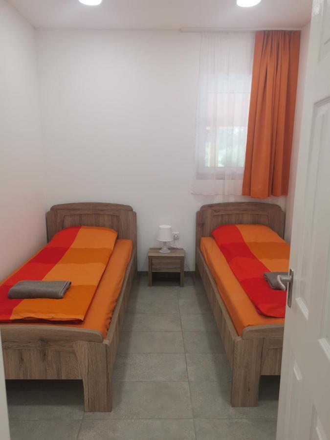 Apartmán Podlovics Tanya Panzió Kemecse Exteriér fotografie