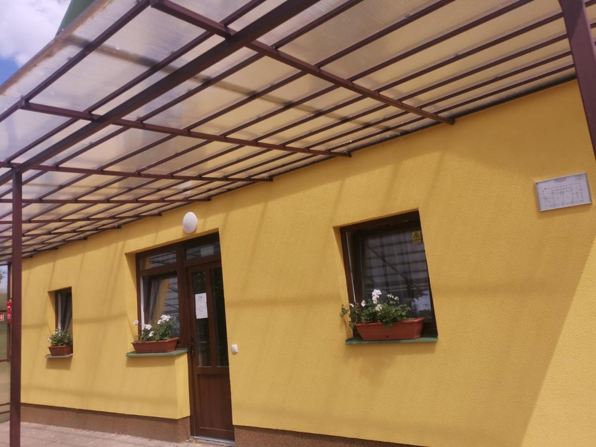 Apartmán Podlovics Tanya Panzió Kemecse Exteriér fotografie