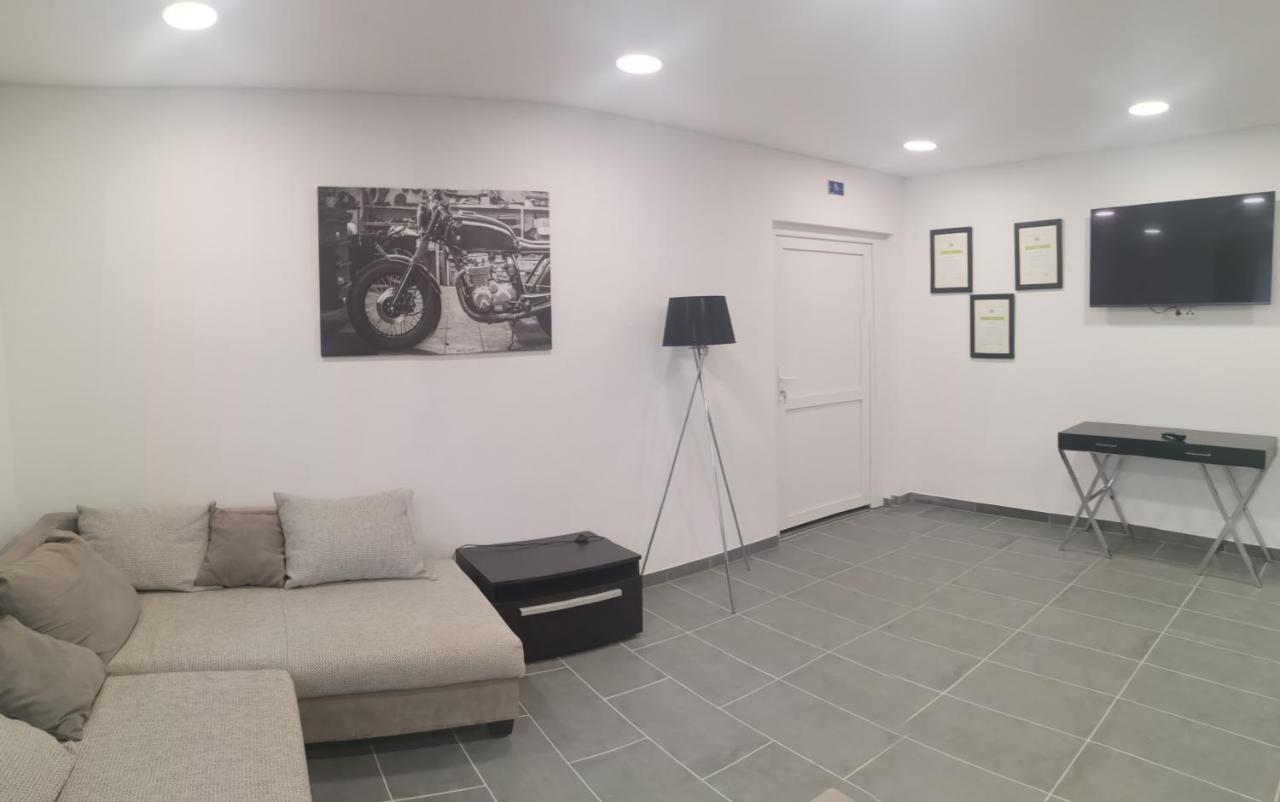 Apartmán Podlovics Tanya Panzió Kemecse Exteriér fotografie