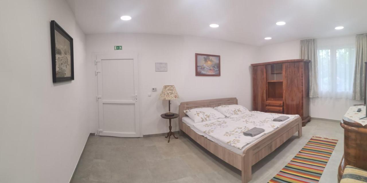 Apartmán Podlovics Tanya Panzió Kemecse Exteriér fotografie